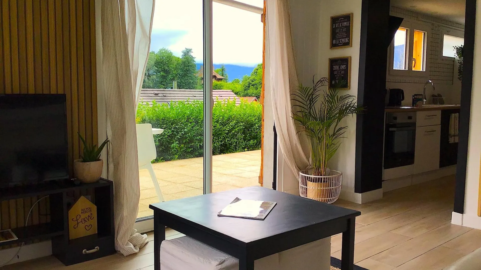 Vue Lac Lodges Sevrier France